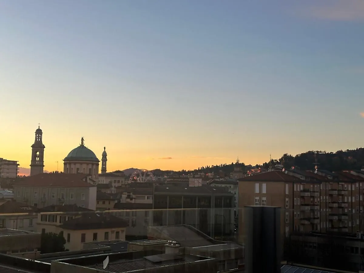 Feel - Bellavista Suites Bergamo 0*,  Italy