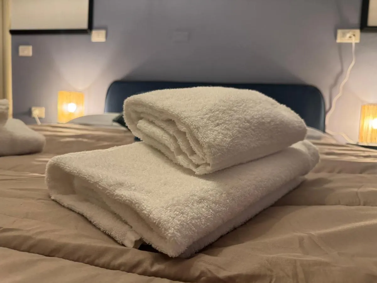 Feel - Bellavista Suites Bergamo 0*,  Italy